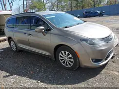 2C4RC1BG1HR804579 2017 CHRYSLER PACIFICA