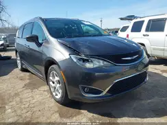 2C4RC1BG1HR809779 2017 CHRYSLER PACIFICA