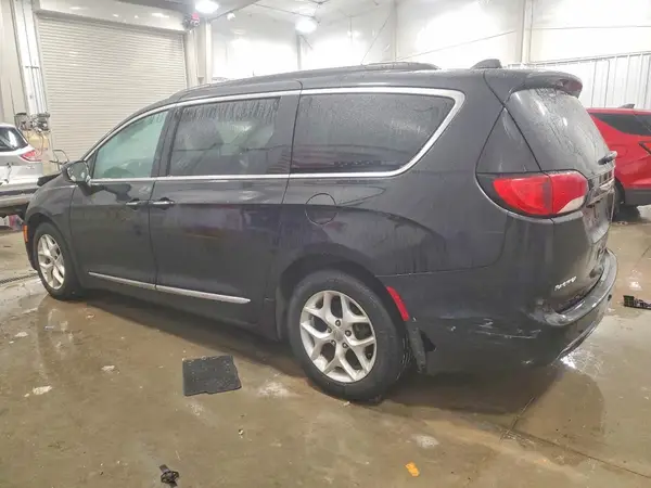 2C4RC1BG1HR810091 2017 CHRYSLER PACIFICA - Image 2