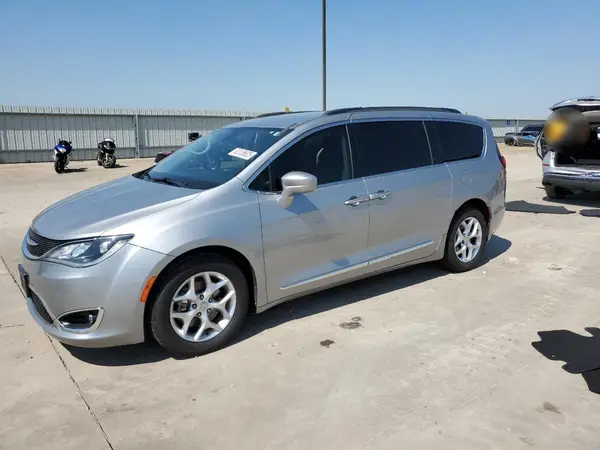 2C4RC1BG1HR810396 2017 CHRYSLER PACIFICA - Image 1