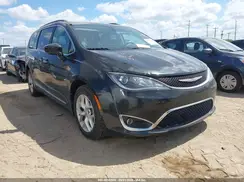 2C4RC1BG1HR820703 2017 CHRYSLER PACIFICA