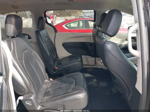 2C4RC1BG1HR821267 2017 CHRYSLER PACIFICA - Image 8