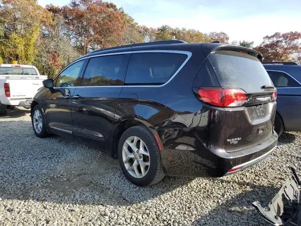2C4RC1BG1HR831619 2017 CHRYSLER PACIFICA - Image 2