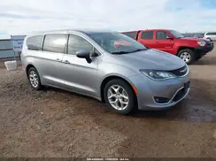 2C4RC1BG1HR841406 2017 CHRYSLER PACIFICA