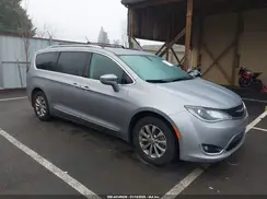 2C4RC1BG1JR113655 2018 CHRYSLER PACIFICA