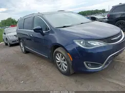 2C4RC1BG1JR114160 2018 CHRYSLER PACIFICA