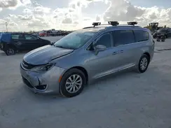 2C4RC1BG1JR119035 2018 CHRYSLER PACIFICA