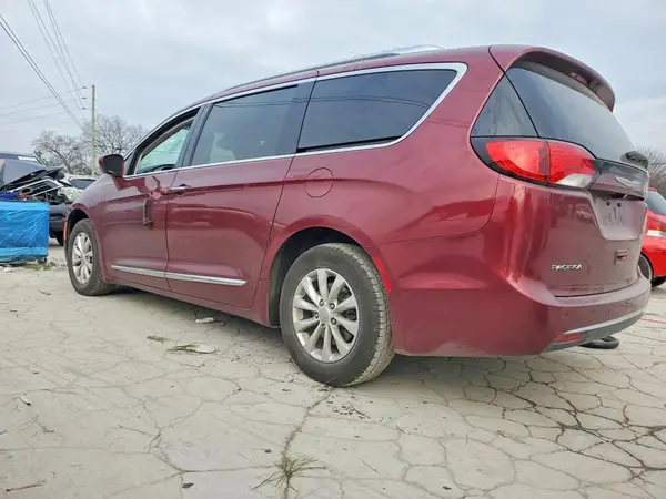 2C4RC1BG1JR120010 2018 CHRYSLER PACIFICA - Image 2