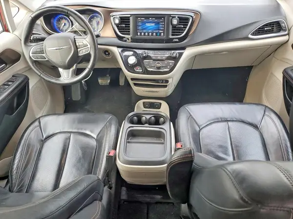 2C4RC1BG1JR120010 2018 CHRYSLER PACIFICA - Image 8