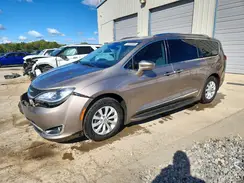 2C4RC1BG1JR121495 2018 CHRYSLER PACIFICA