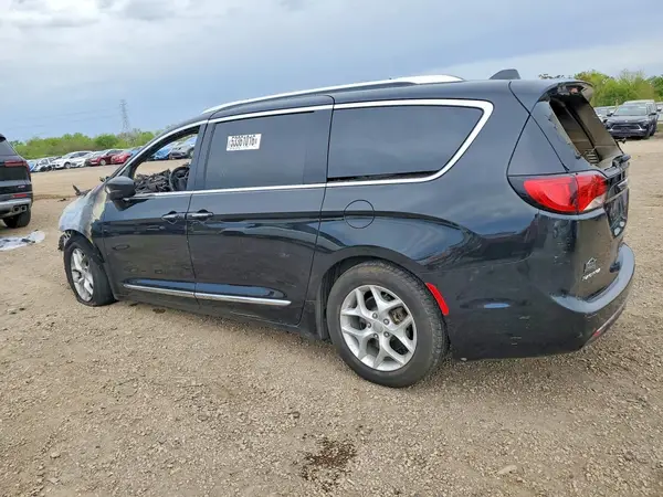 2C4RC1BG1JR121710 2018 CHRYSLER PACIFICA - Image 2
