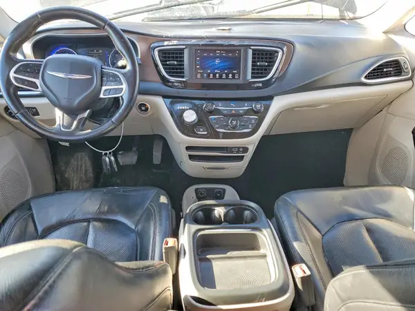 2C4RC1BG1JR124137 2018 CHRYSLER PACIFICA - Image 8