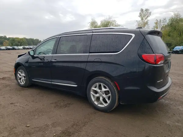 2C4RC1BG1JR126647 2018 CHRYSLER PACIFICA - Image 2