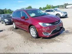 2C4RC1BG1JR130293 2018 CHRYSLER PACIFICA