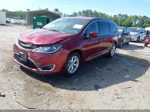2C4RC1BG1JR130293 2018 CHRYSLER PACIFICA - Image 2