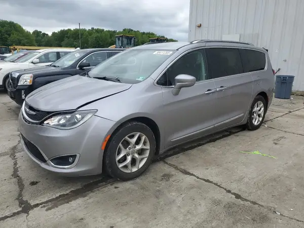 2C4RC1BG1JR130925 2018 CHRYSLER PACIFICA - Image 1