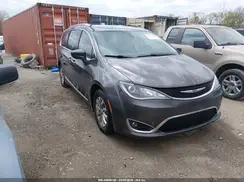 2C4RC1BG1JR133064 2018 CHRYSLER PACIFICA
