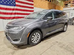 2C4RC1BG1JR142864 2018 CHRYSLER PACIFICA