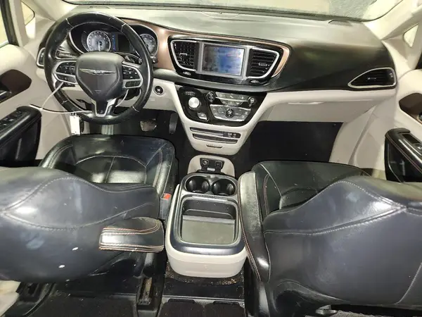 2C4RC1BG1JR142864 2018 CHRYSLER PACIFICA - Image 8