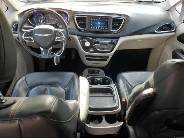 2C4RC1BG1JR149829 2018 CHRYSLER PACIFICA - Image 8