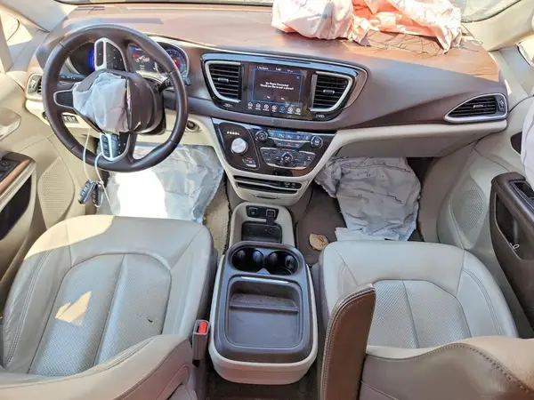 2C4RC1BG1JR167098 2018 CHRYSLER PACIFICA - Image 8