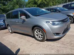 2C4RC1BG1JR169238 2018 CHRYSLER PACIFICA