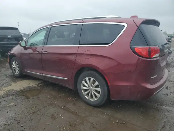 2C4RC1BG1JR170941 2018 CHRYSLER PACIFICA - Image 2