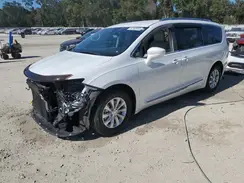 2C4RC1BG1JR174942 2018 CHRYSLER PACIFICA