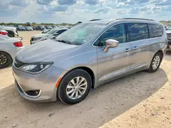 2C4RC1BG1JR186041 2018 CHRYSLER PACIFICA