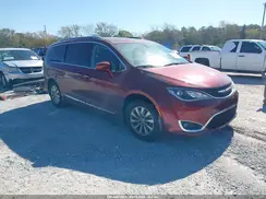 2C4RC1BG1JR211021 2018 CHRYSLER PACIFICA