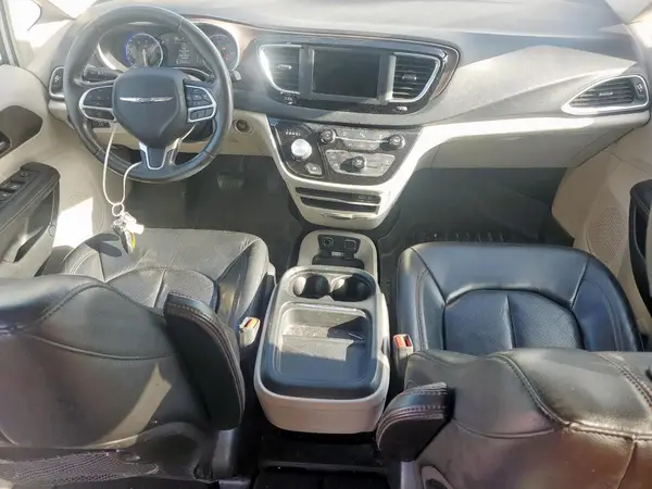 2C4RC1BG1JR211259 2018 CHRYSLER PACIFICA - Image 8