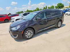 2C4RC1BG1JR217207 2018 CHRYSLER PACIFICA