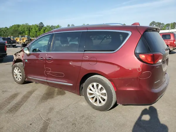 2C4RC1BG1JR217353 2018 CHRYSLER PACIFICA - Image 2
