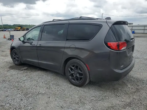 2C4RC1BG1JR226957 2018 CHRYSLER PACIFICA - Image 2