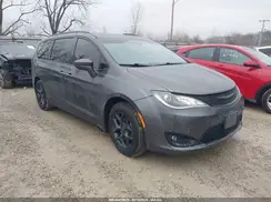 2C4RC1BG1JR234587 2018 CHRYSLER PACIFICA