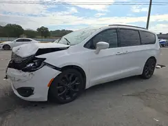 2C4RC1BG1JR236016 2018 CHRYSLER PACIFICA