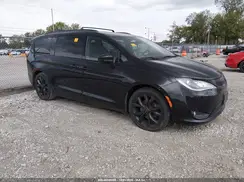 2C4RC1BG1JR261966 2018 CHRYSLER PACIFICA