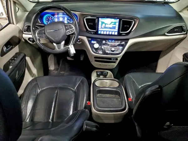 2C4RC1BG1JR262938 2018 CHRYSLER PACIFICA - Image 8