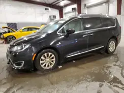 2C4RC1BG1JR263099 2018 CHRYSLER PACIFICA