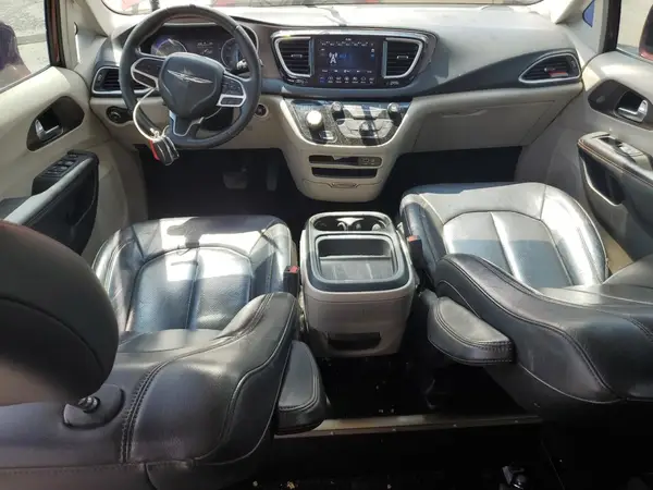 2C4RC1BG1JR269565 2018 CHRYSLER PACIFICA - Image 8