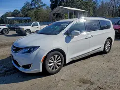 2C4RC1BG1JR269954 2018 CHRYSLER PACIFICA
