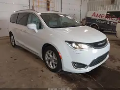2C4RC1BG1JR271431 2018 CHRYSLER PACIFICA