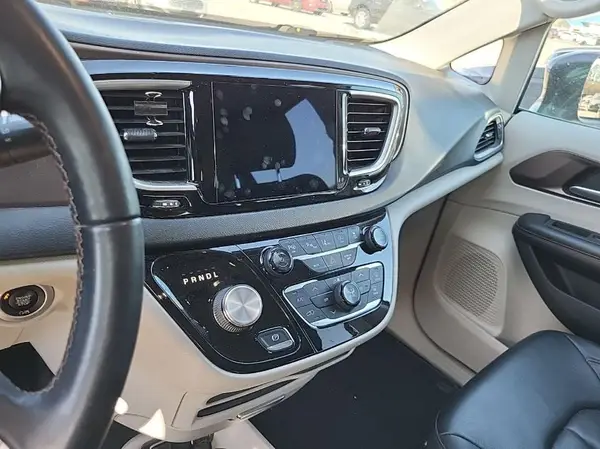 2C4RC1BG1JR274183 2018 CHRYSLER PACIFICA - Image 8