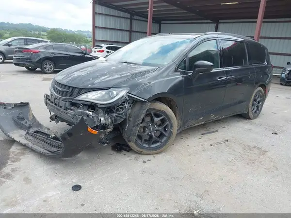 2C4RC1BG1JR274314 2018 CHRYSLER PACIFICA - Image 2