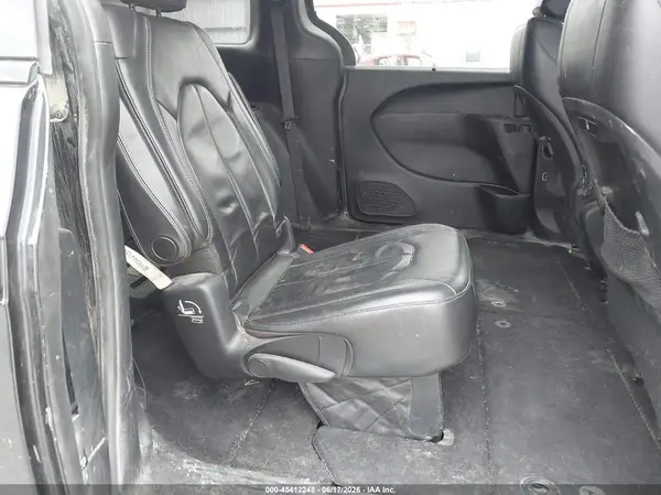2C4RC1BG1JR274314 2018 CHRYSLER PACIFICA - Image 8