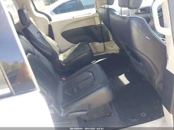 2C4RC1BG1JR277049 2018 CHRYSLER PACIFICA - Image 8