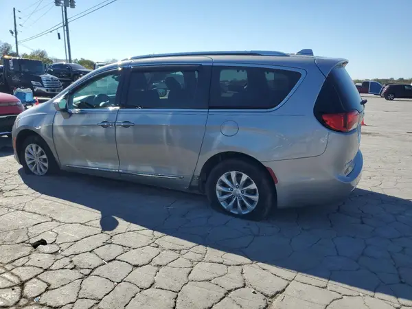 2C4RC1BG1JR277326 2018 CHRYSLER PACIFICA - Image 2