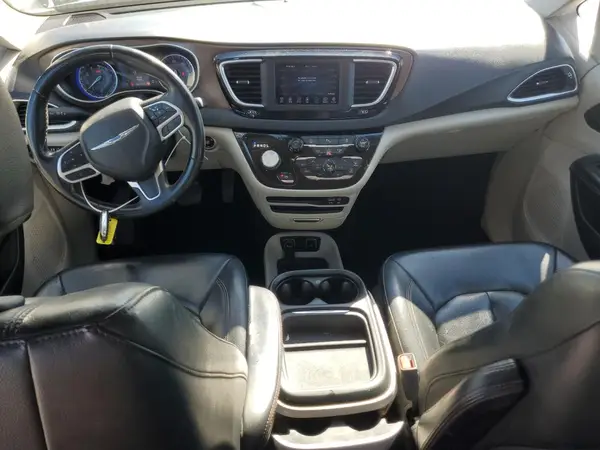 2C4RC1BG1JR277326 2018 CHRYSLER PACIFICA - Image 8