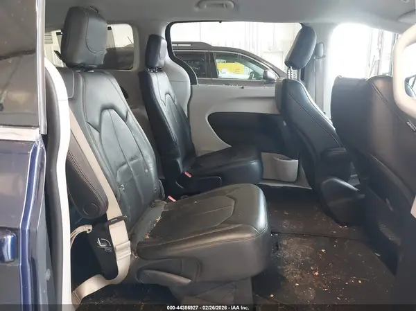 2C4RC1BG1JR280484 2018 CHRYSLER PACIFICA - Image 8