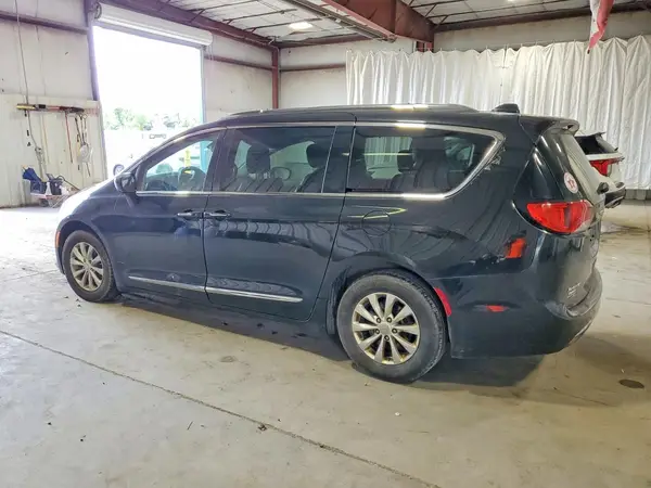 2C4RC1BG1JR280677 2018 CHRYSLER PACIFICA - Image 2